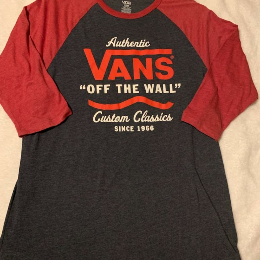 TWO Large men's vans 3/4 sleev shirts